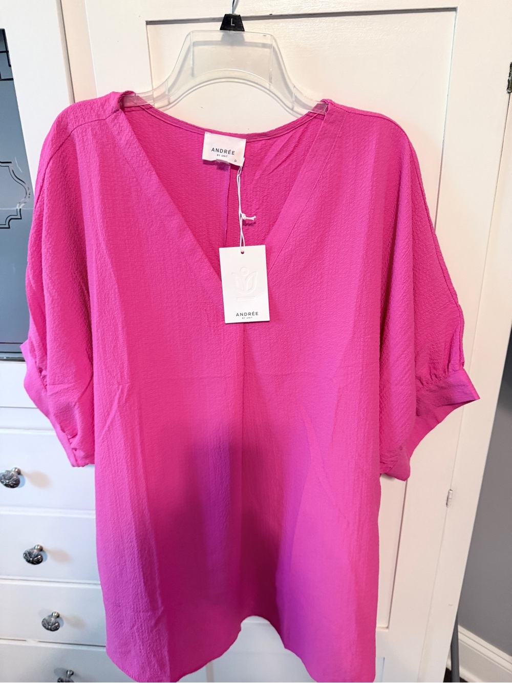 ANDREE BY UNIT Bright Fuchsia V-Neck Tunic